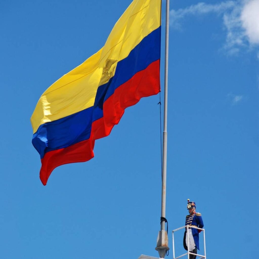 Ecuador Flag DP Download